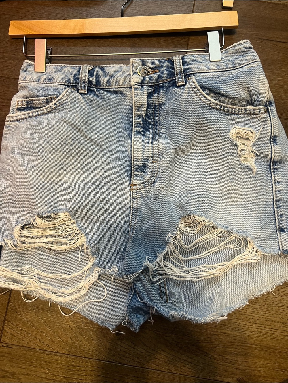 Topshop Light Blue Distressed Denim Cutoff Shorts size 6